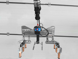 Pince pantographe sur-mesure sous équilibreur In-Lift®